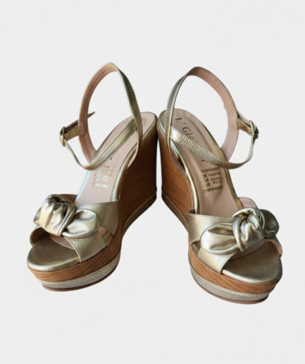 Plataformas magnolias dorada